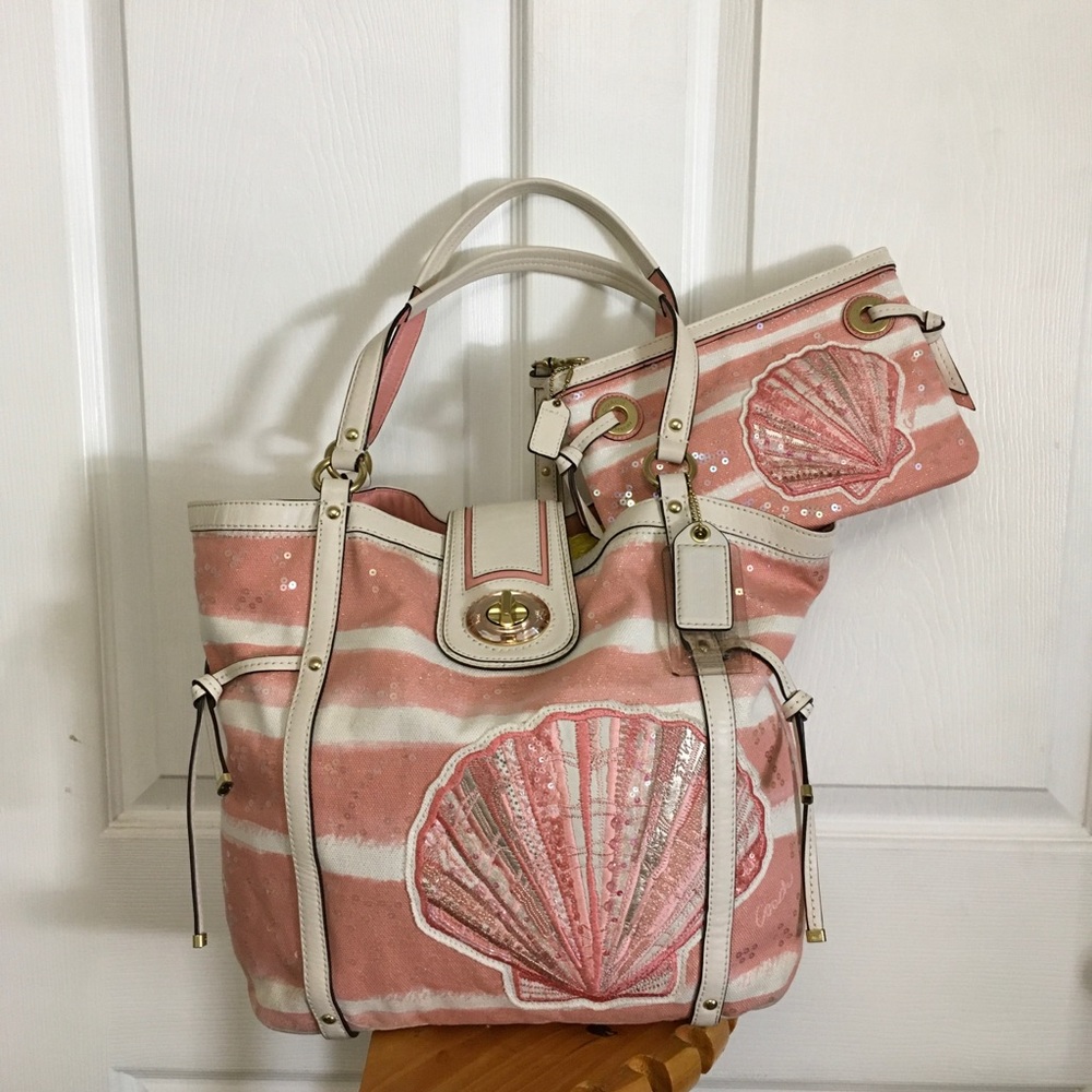 “RARE” Coach Madison Seashell Audrey Tote with Clutch